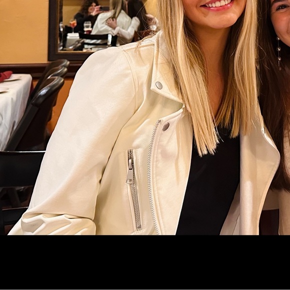 PrettyLittleThing Off White Leather Jacket Asymmetrical Zipper Silver - Picture 10 of 12